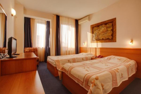 Отель Hotel Rocentro  София